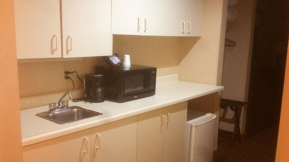 Best Value Inn & Suites 帕里桑德 外观 照片